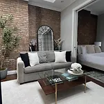 Gorgeous Exposed Brick 1 Bedroom Plus Private Roof Deck!